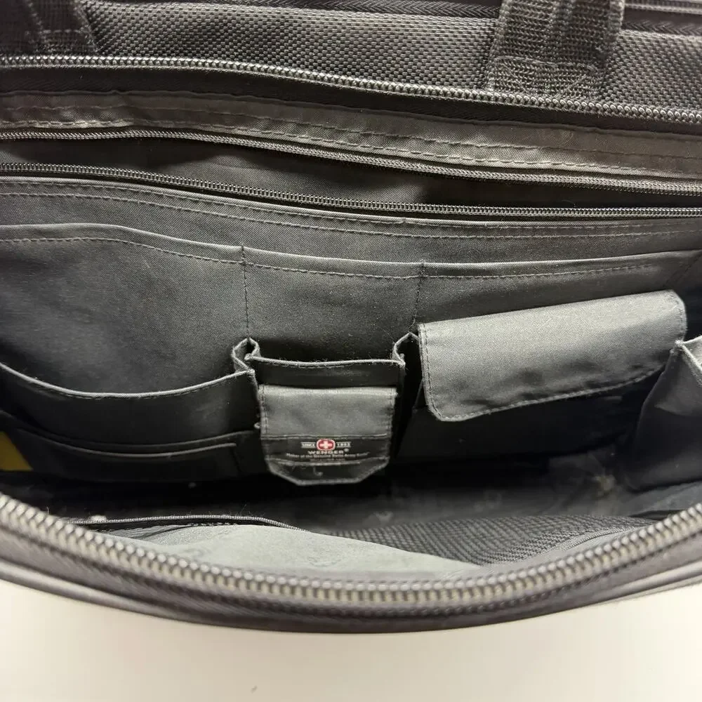 Wenger SwissGear pre owned